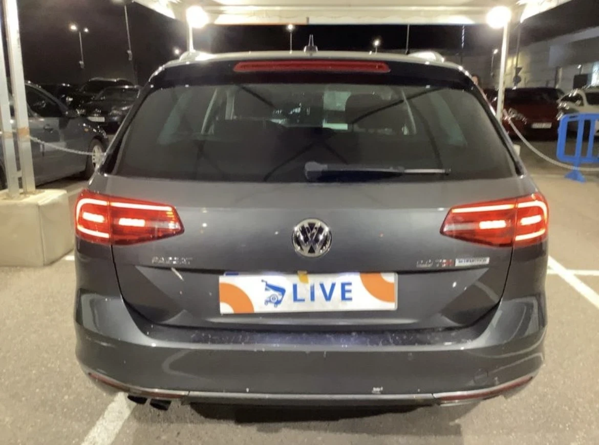 VW Passat 2.0TDI 190/DIGITAL/CAMERA/PANORAMA/ПЪЛНА ИСТОРИЯ - изображение 2