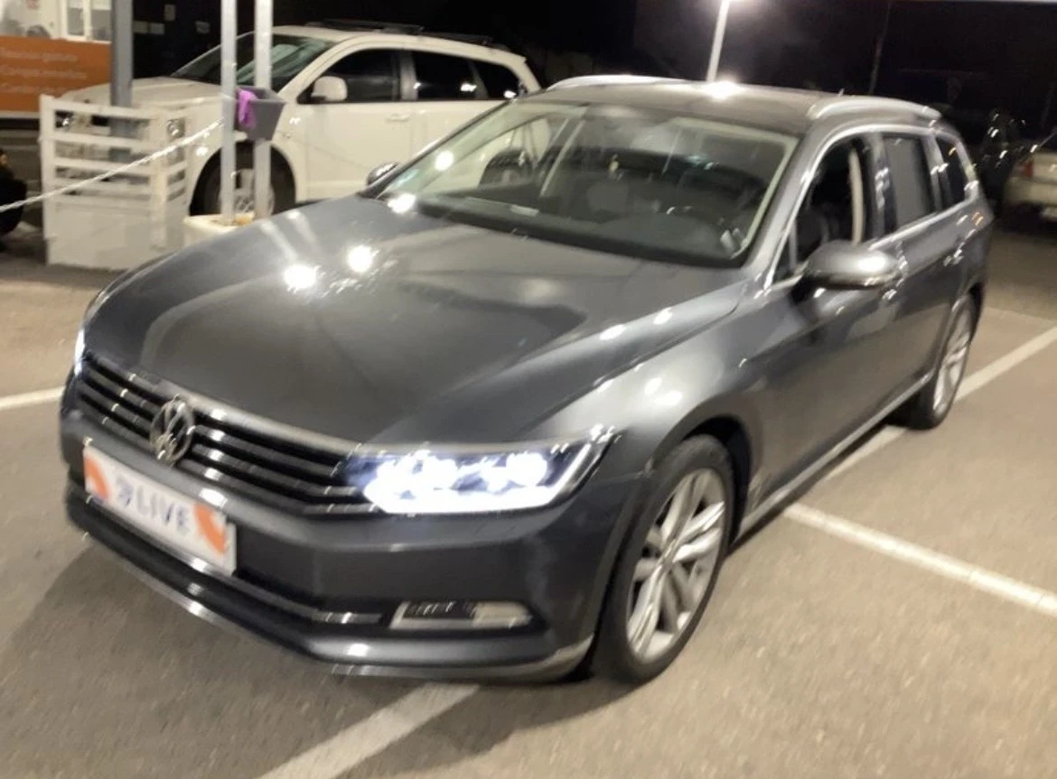 VW Passat 2.0TDI 190/DIGITAL/CAMERA/PANORAMA/ПЪЛНА ИСТОРИЯ - изображение 4