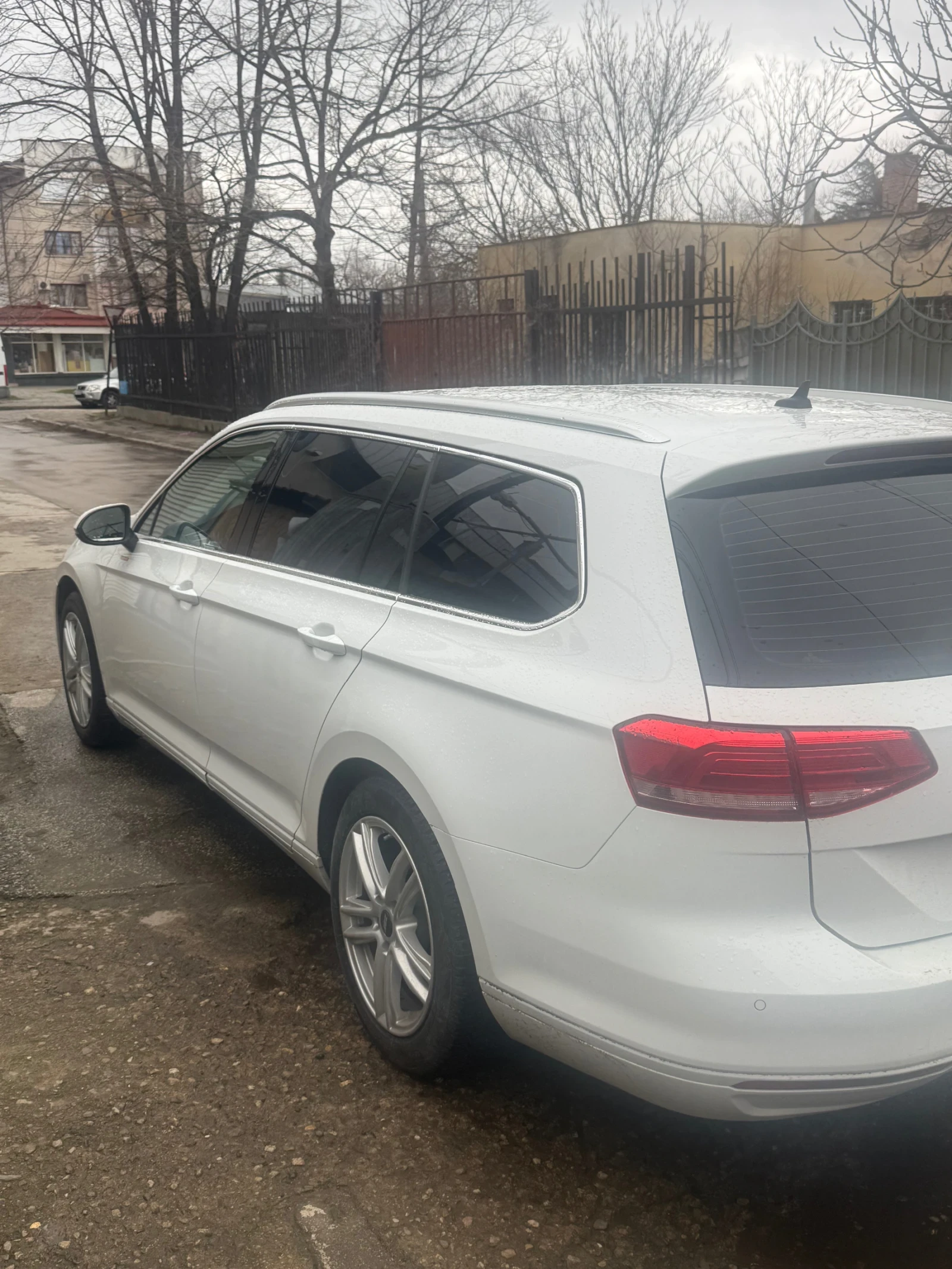 VW Passat 2017 1.6 120кс DISEL DSG evuro 6B - изображение 6