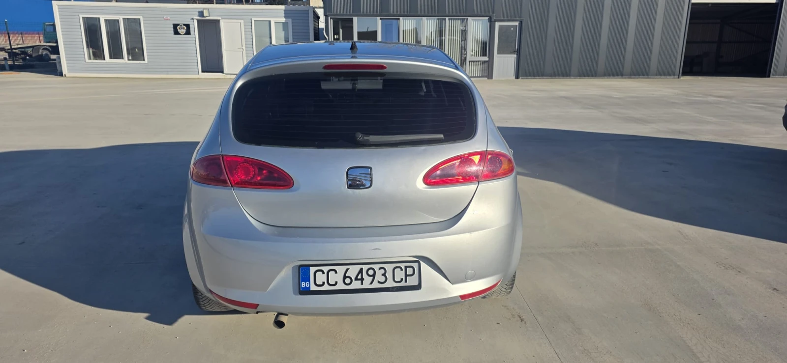 Seat Leon, снимка 4 - Автомобили и джипове - 53816361