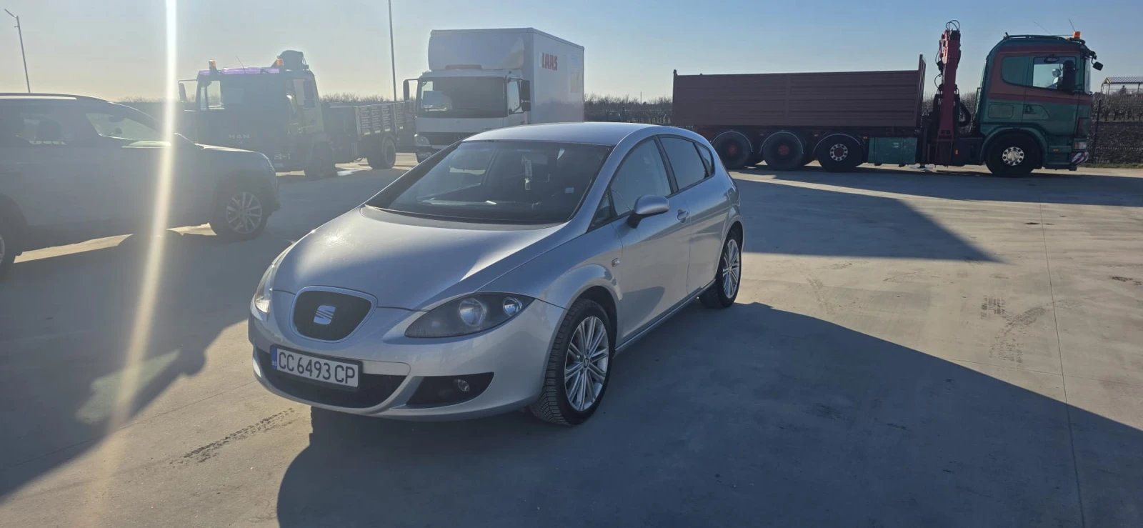 Seat Leon, снимка 2 - Автомобили и джипове - 53816361
