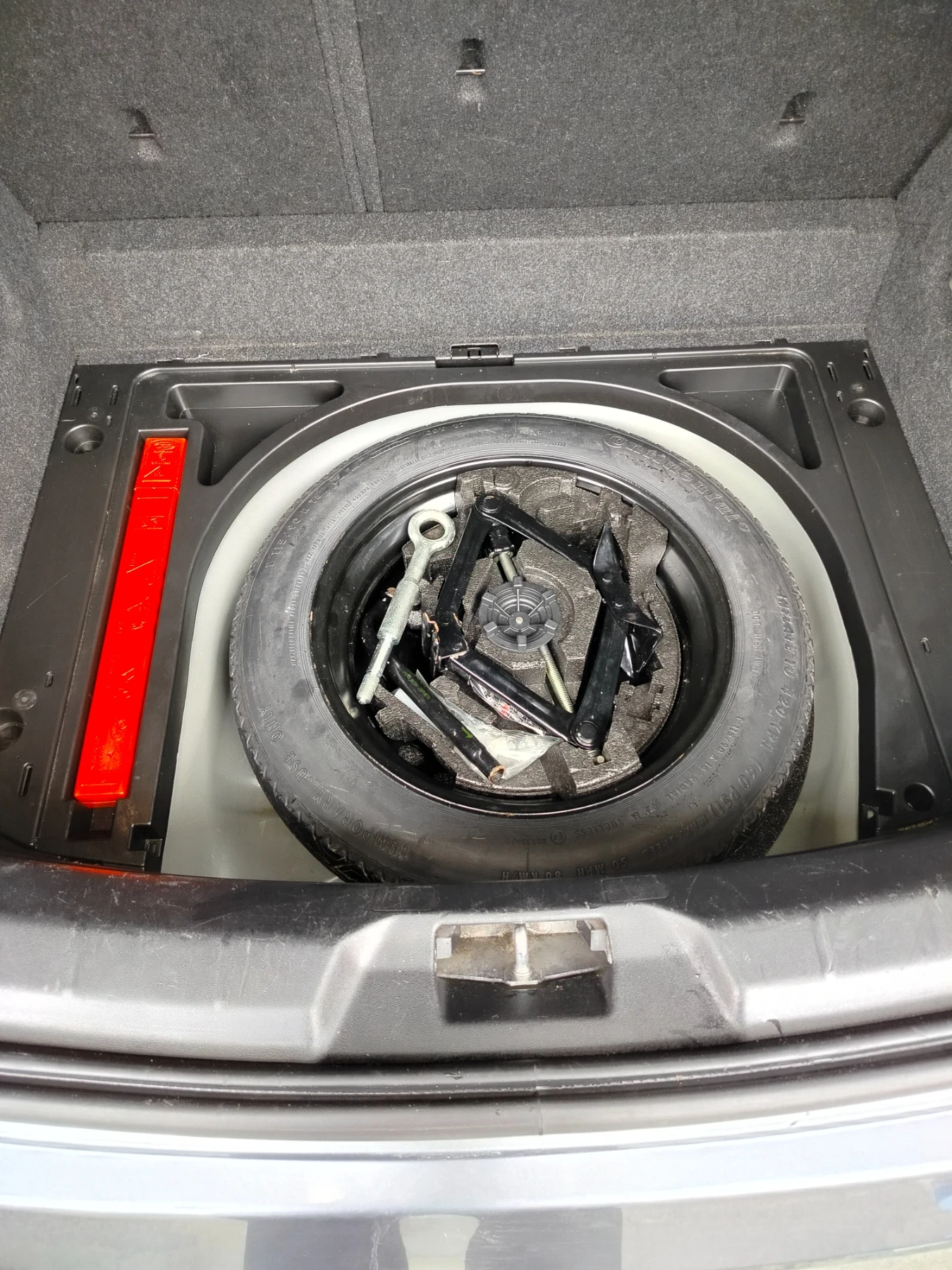 Volvo V40 D2, снимка 12 - Автомобили и джипове - 53837981