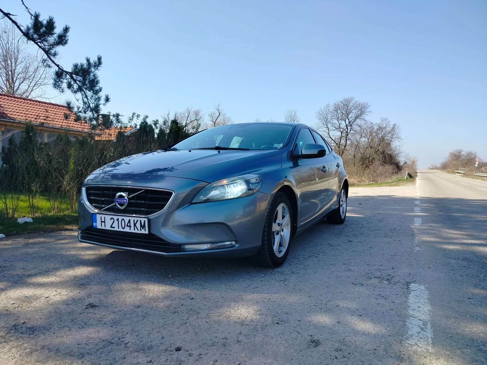 Volvo V40 D2, снимка 3 - Автомобили и джипове - 53837981