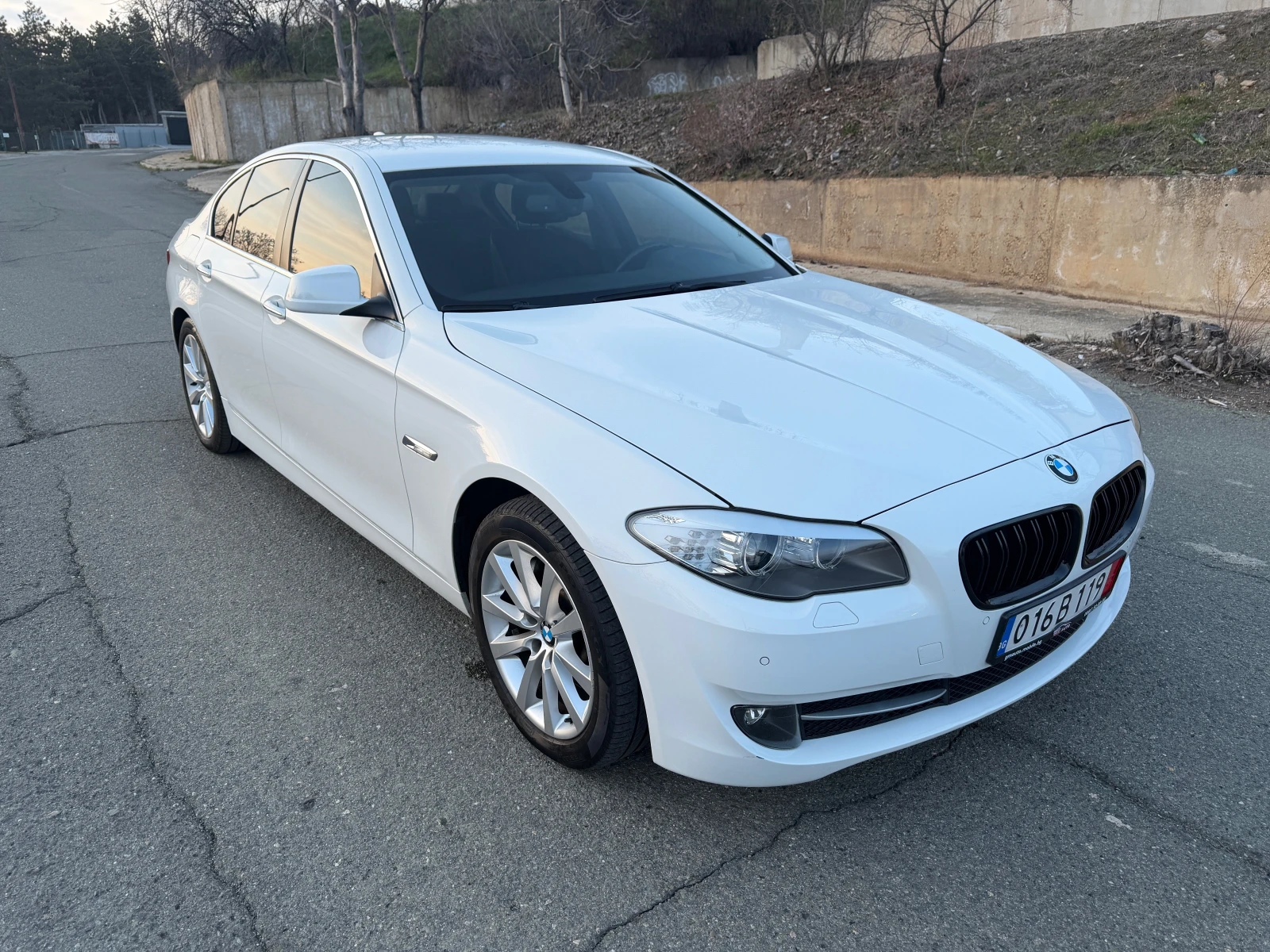 BMW 530 4х4 АВТОМАТИК, снимка 2 - Автомобили и джипове - 53917438