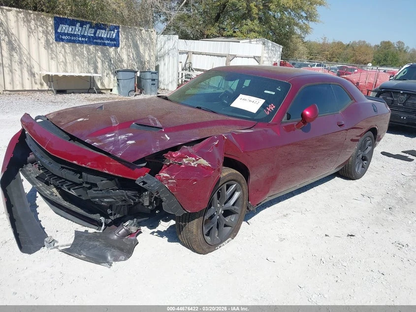 Dodge Challenger 3.6L V-6 DOHC, VVT, 303HP Rear Wheel Drive | Mobile.bg � ����������� 2