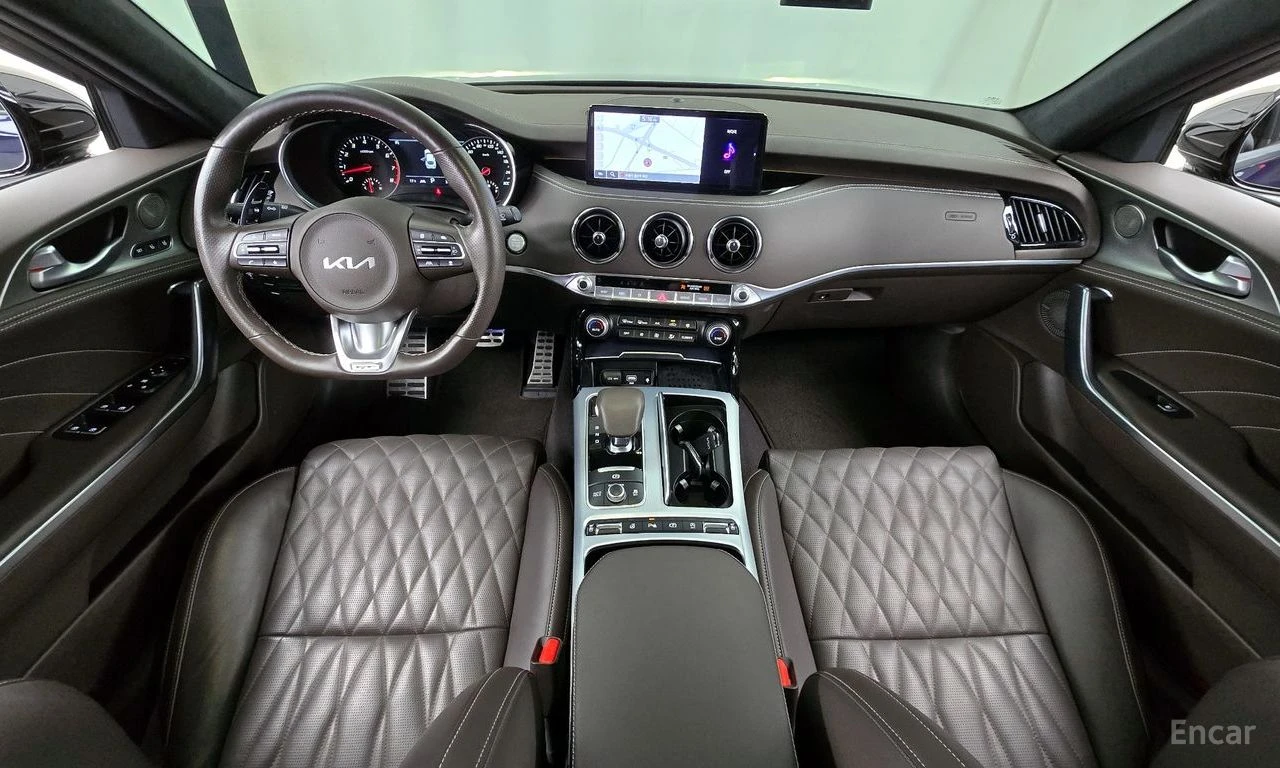 Kia Stinger MEISTER* GT* ПОДГРЕВ* ОБДУХВАНЕ* КАМЕРА* КЕЙЛЕС, снимка 11 - Автомобили и джипове - 54354703