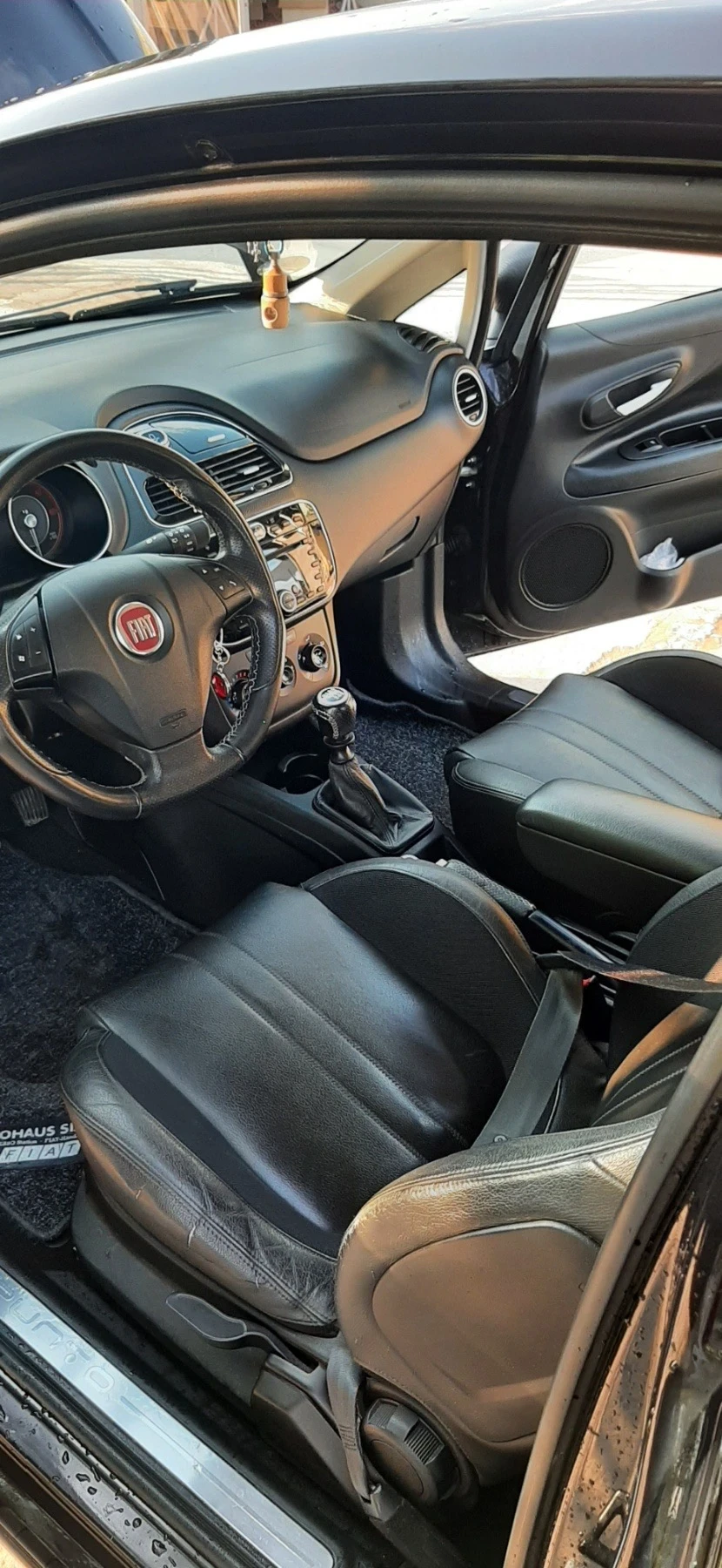 Fiat Punto, снимка 8 - Автомобили и джипове - 54810423