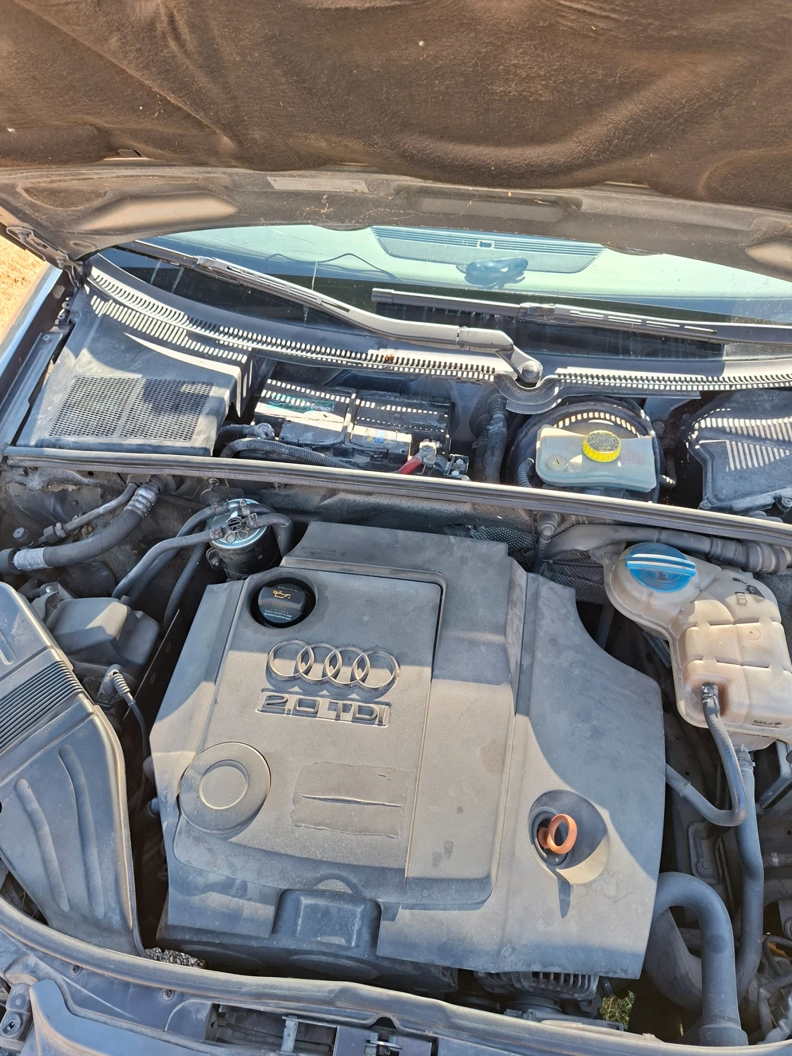 Audi A4 2.0 140 НА ЧАСТИ, снимка 6 - Автомобили и джипове - 55235714