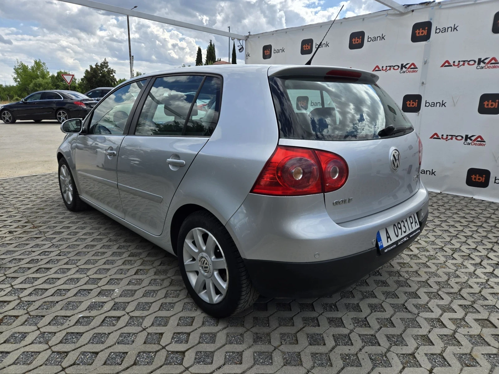 VW Golf 2.0TDI-140кс= 6СКОРОСТИ= НАВИ= ПАРКТРОНИК, снимка 5 - Автомобили и джипове - 55436233