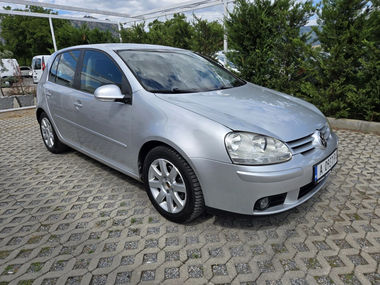 VW Golf 2.0TDI-140кс= 6СКОРОСТИ= НАВИ= ПАРКТРОНИК, снимка 2 - Автомобили и джипове - 55436233