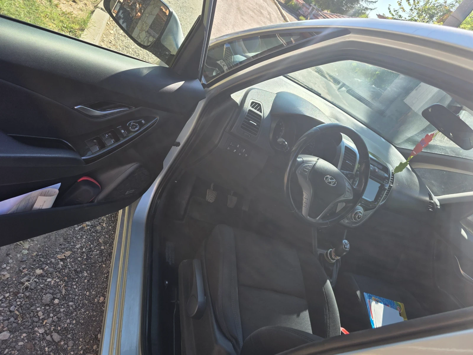 Hyundai Ix20, снимка 6 - Автомобили и джипове - 55556061