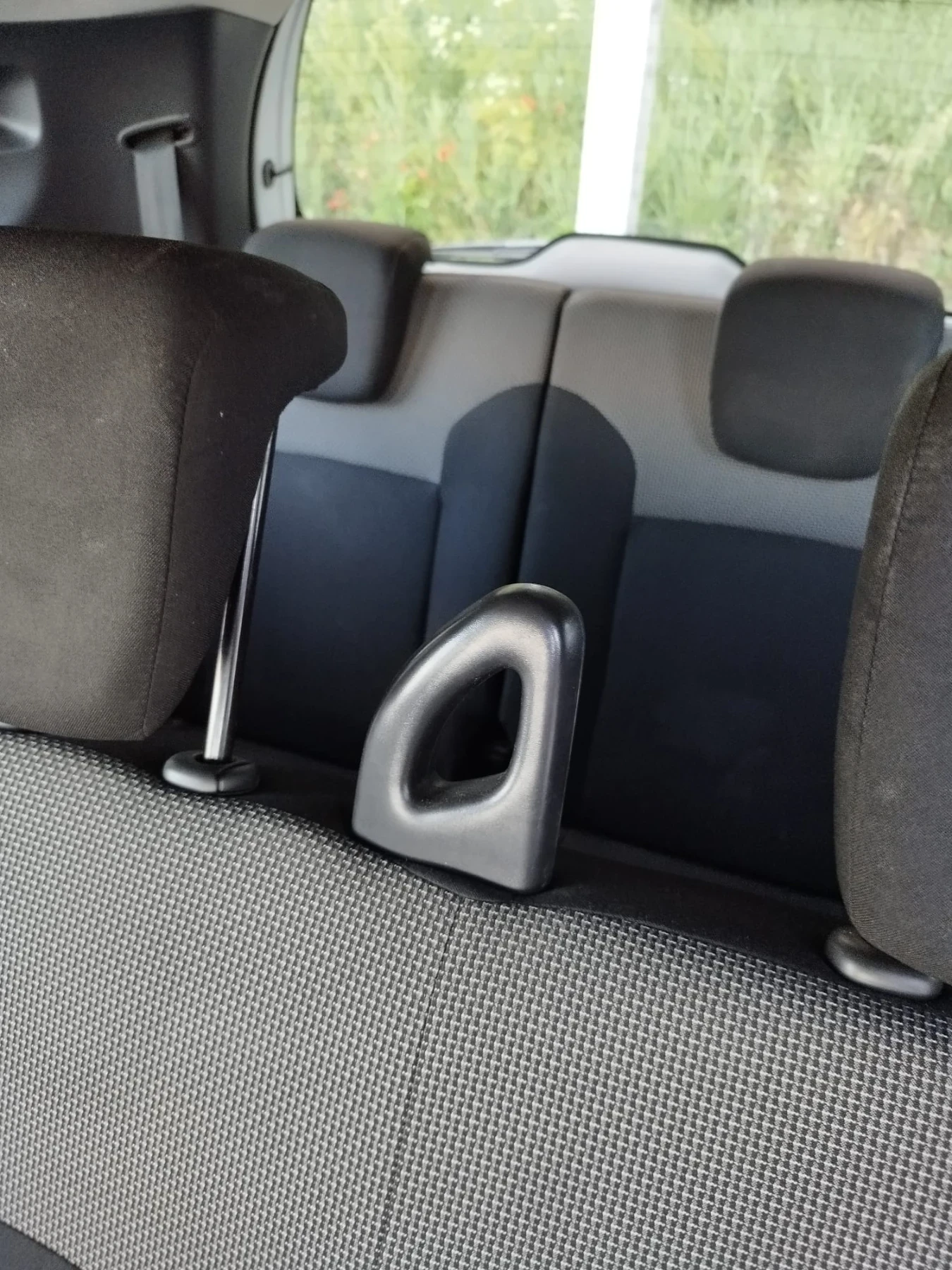 Dacia Lodgy 1.6i ГАЗ, снимка 3 - Автомобили и джипове - 55598542
