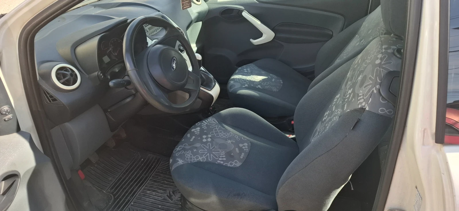 Ford Ka, снимка 5 - Автомобили и джипове - 56126087