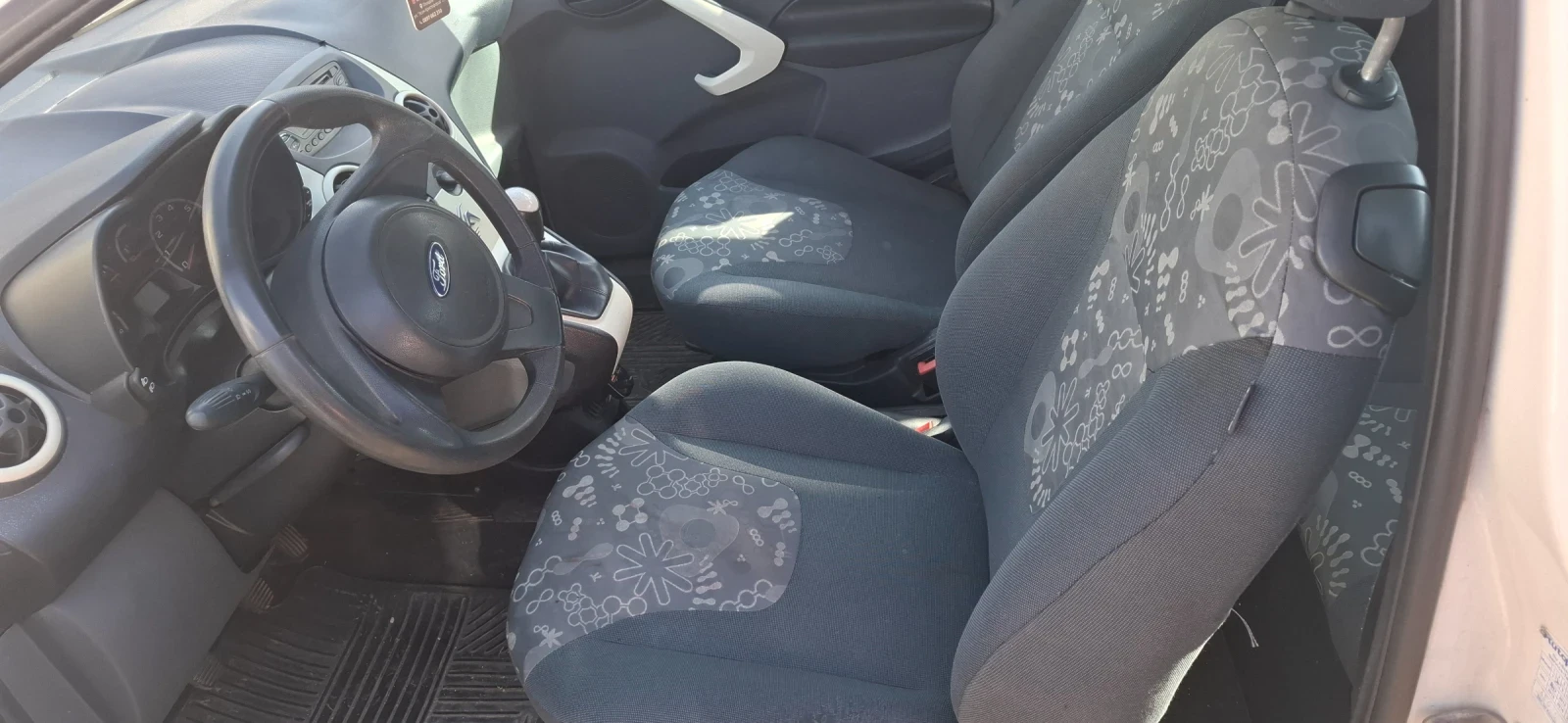 Ford Ka, снимка 8 - Автомобили и джипове - 56126087