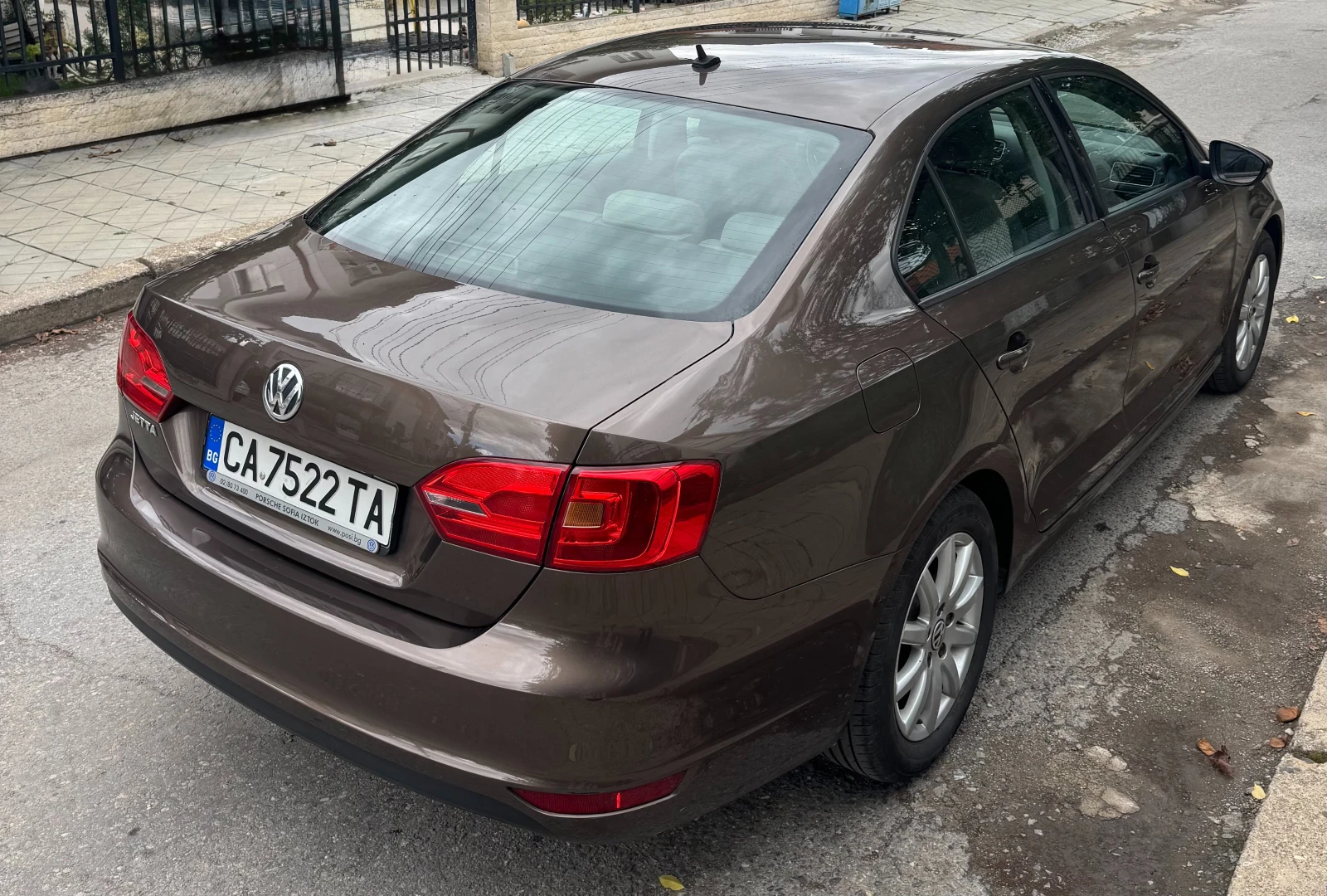 VW Jetta 1.2 TSI (105 кс), снимка 5 - Автомобили и джипове - 56244230