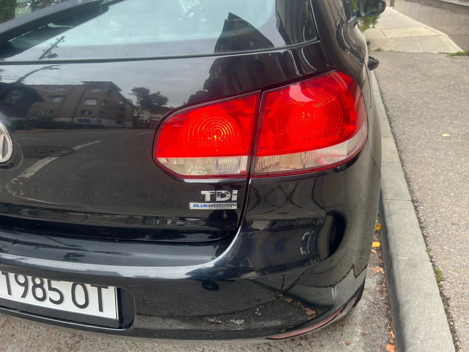 VW Golf 1.6 TDI, снимка 7 - Автомобили и джипове - 56518581