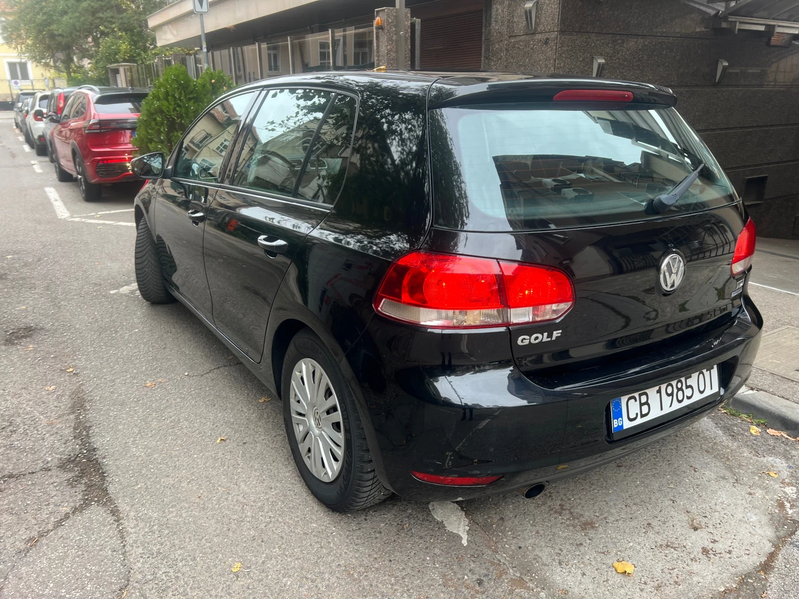 VW Golf 1.6 TDI, снимка 5 - Автомобили и джипове - 56518581