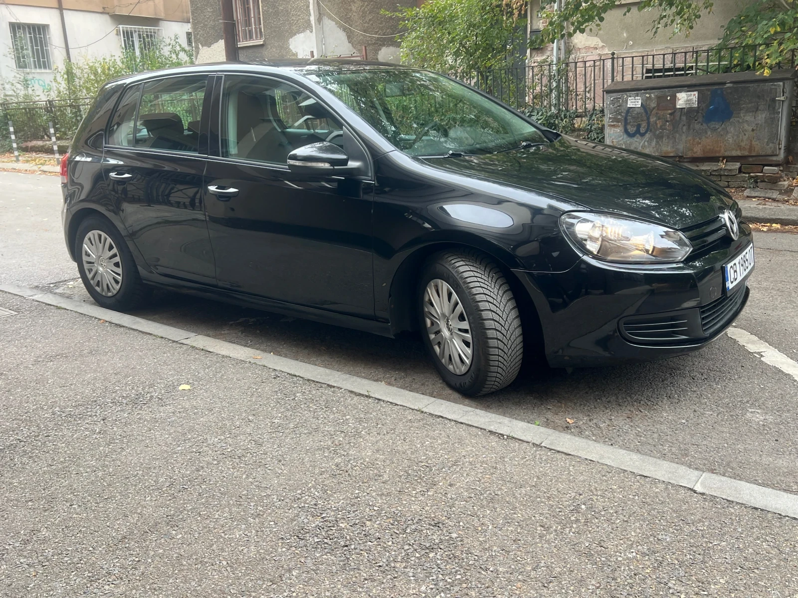 VW Golf 1.6 TDI, снимка 9 - Автомобили и джипове - 56518581