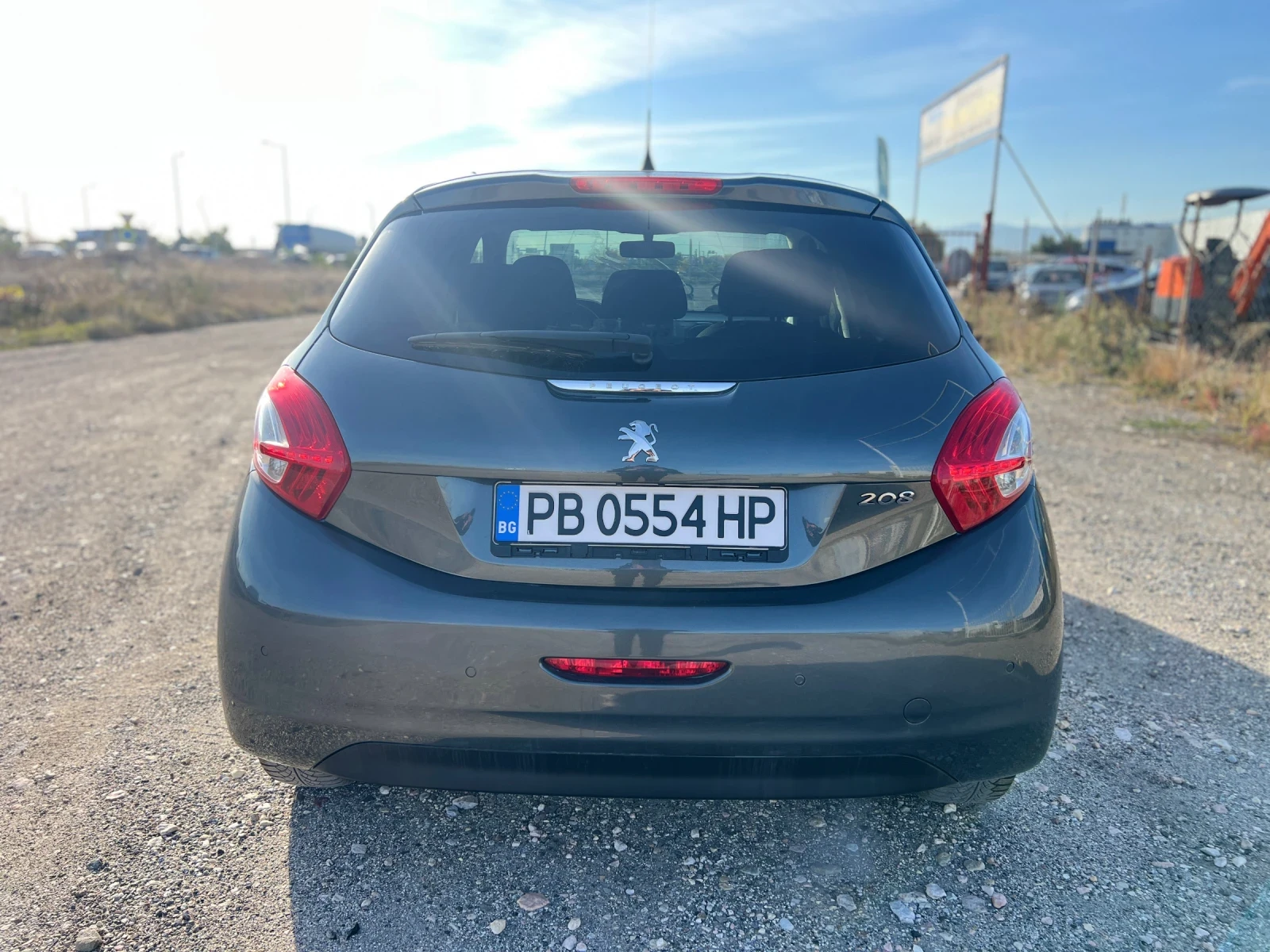 Peugeot 208 1.2i / ����� ���� / ������������ | Mobile.bg � ����������� 6