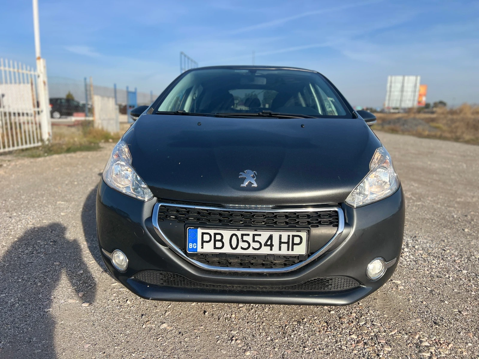 Peugeot 208 1.2i / ����� ���� / ������������ | Mobile.bg � ����������� 2