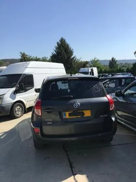 Toyota Rav4 2.2, снимка 4