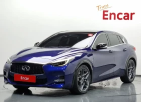  Infiniti Q30