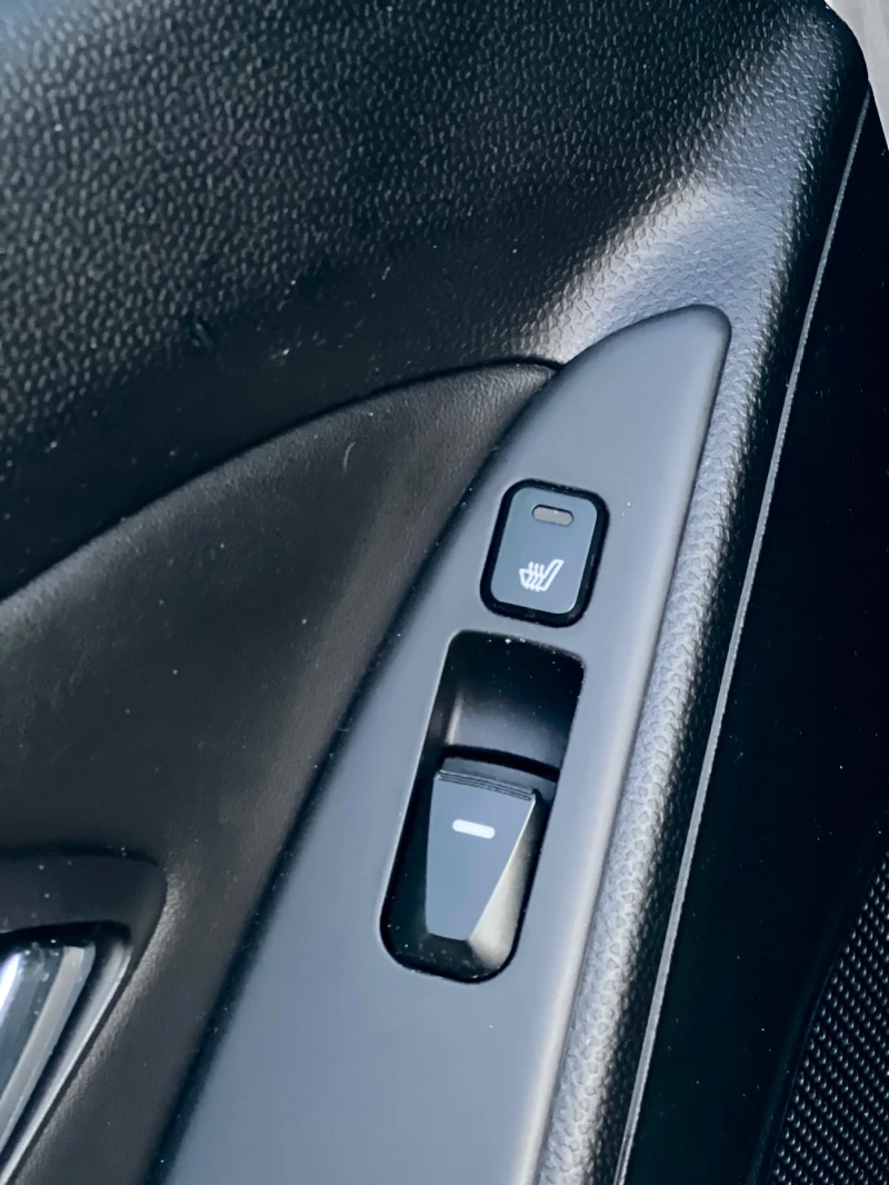 Hyundai IX35 2.0I, снимка 14 - Автомобили и джипове - 52358831