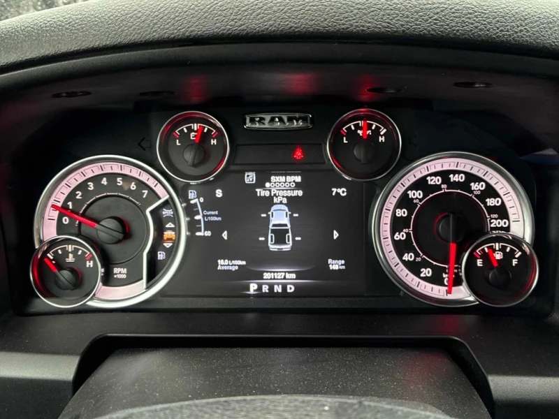 Dodge RAM 1500 2021 Warlock * CARFAX * БЕЗ ПЪРВОНАЧАЛНА ВНОСКА, снимка 8 - Автомобили и джипове - 52831591