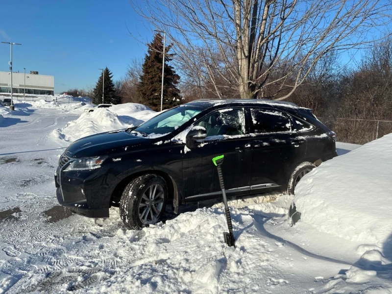 Lexus RX 450h * AWD 4dr Hybrid * CARFAX * БЕЗ ПЪРВОНАЧАЛНА ВНОСК, снимка 2 - Автомобили и джипове - 53178491