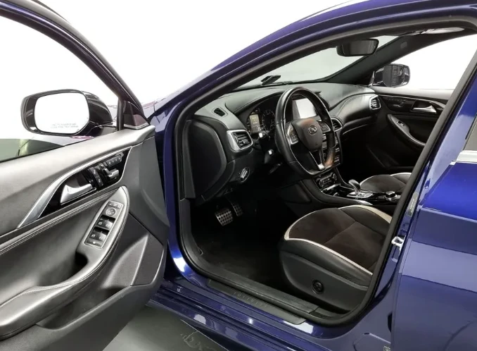 Infiniti Q30 2.0 Premium - изображение 10