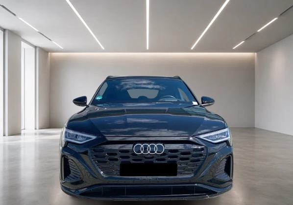 Audi Q8 e-Tron 50 = S-line = Гаранция