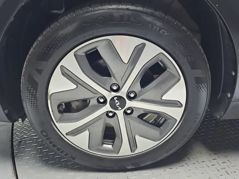 Kia Niro ���� 30% ����� | Mobile.bg � ����������� 5