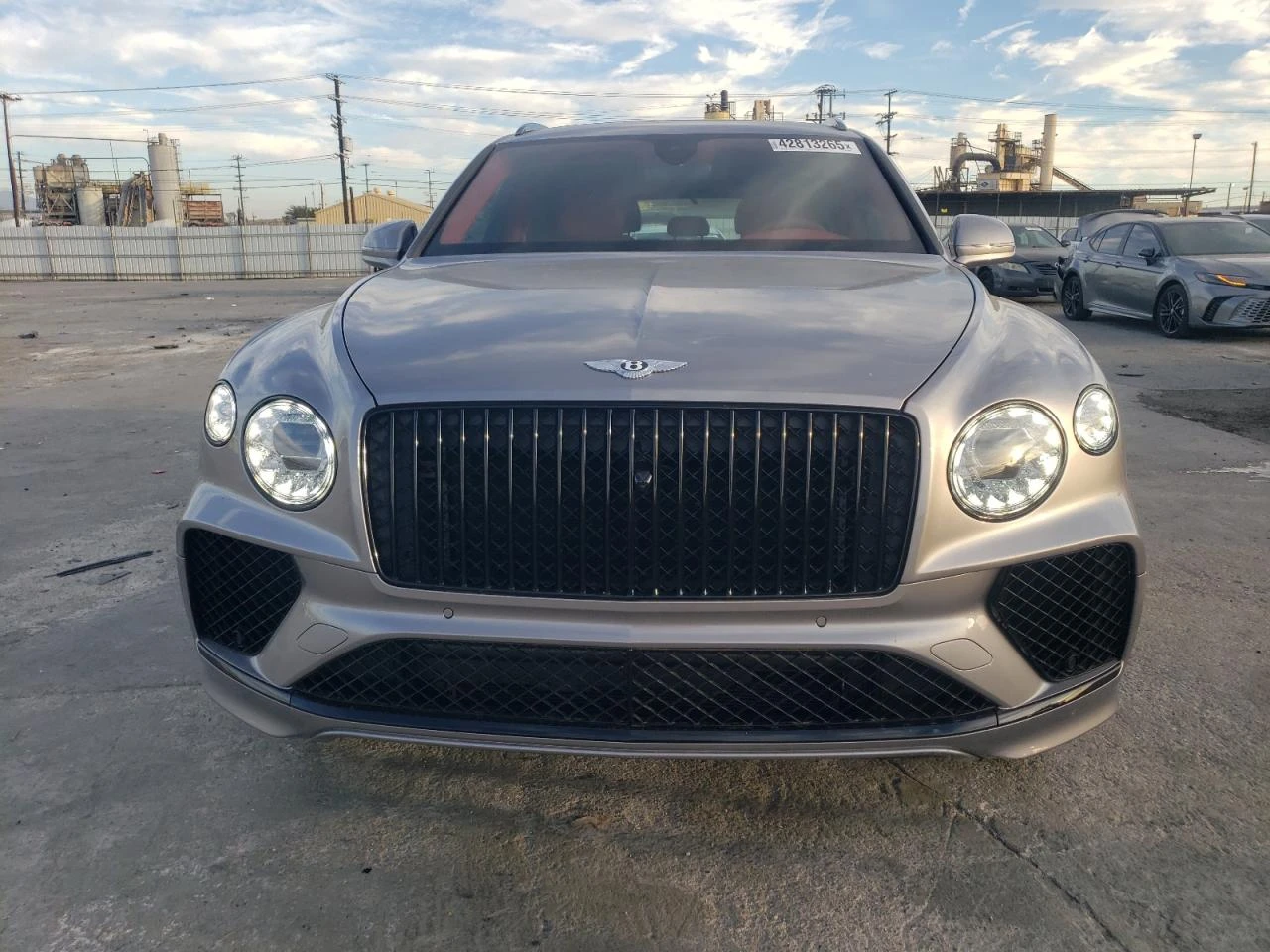 Bentley Bentayga  - изображение 5