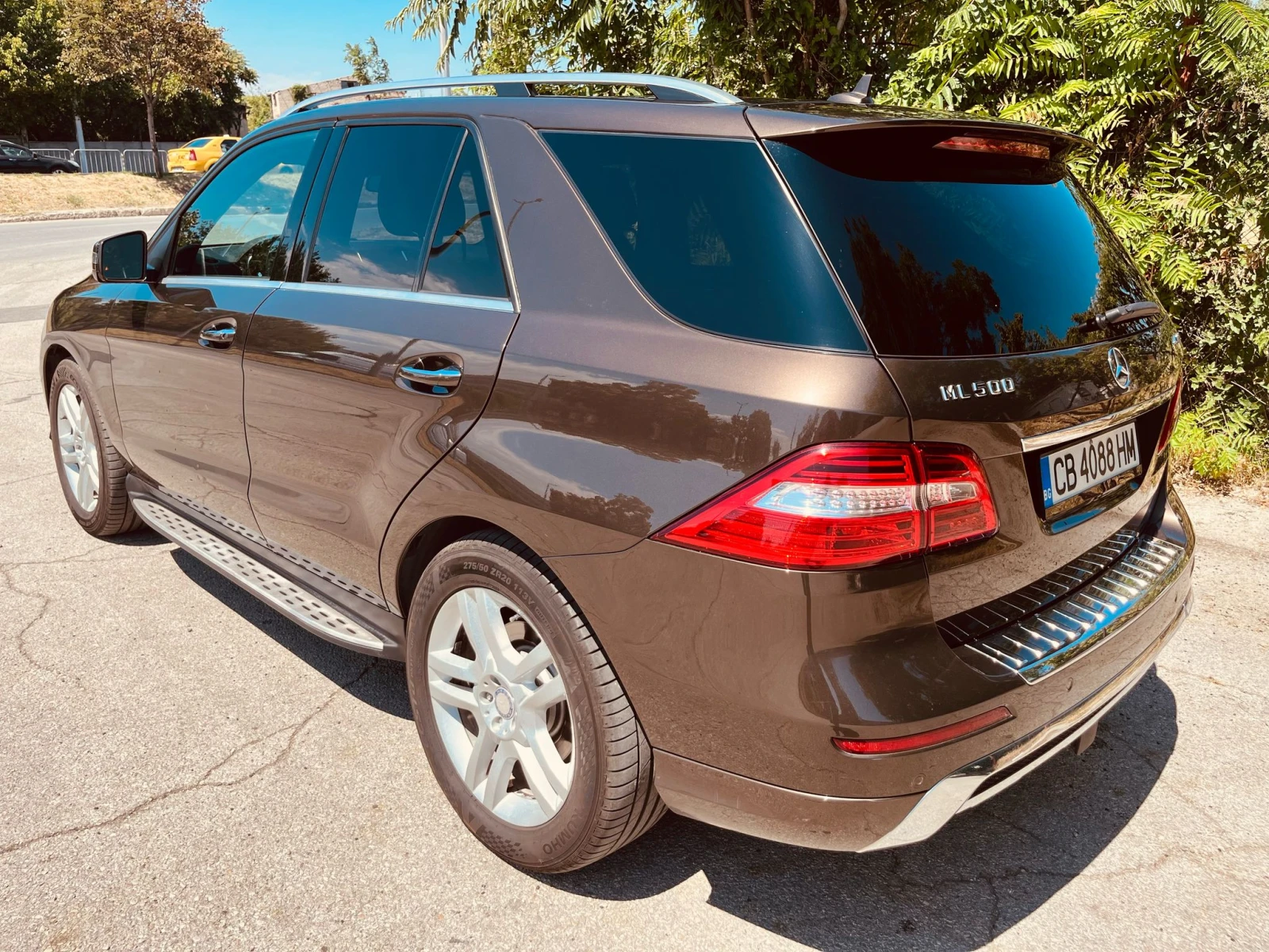 Mercedes-Benz ML 550 4MATIC - изображение 3
