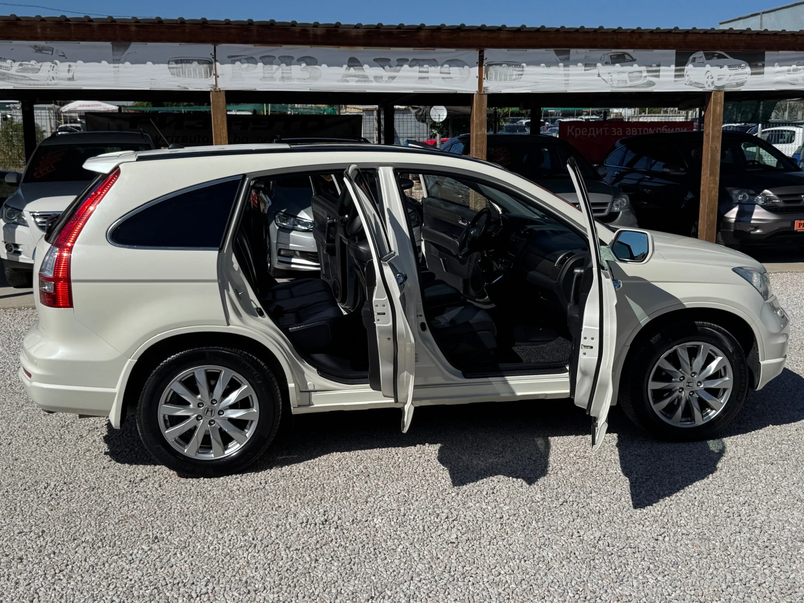 Honda Cr-v 2.2D* 100%km* FACE* PANORAMA* KAMERA* 6sk* LIZING* - изображение 6