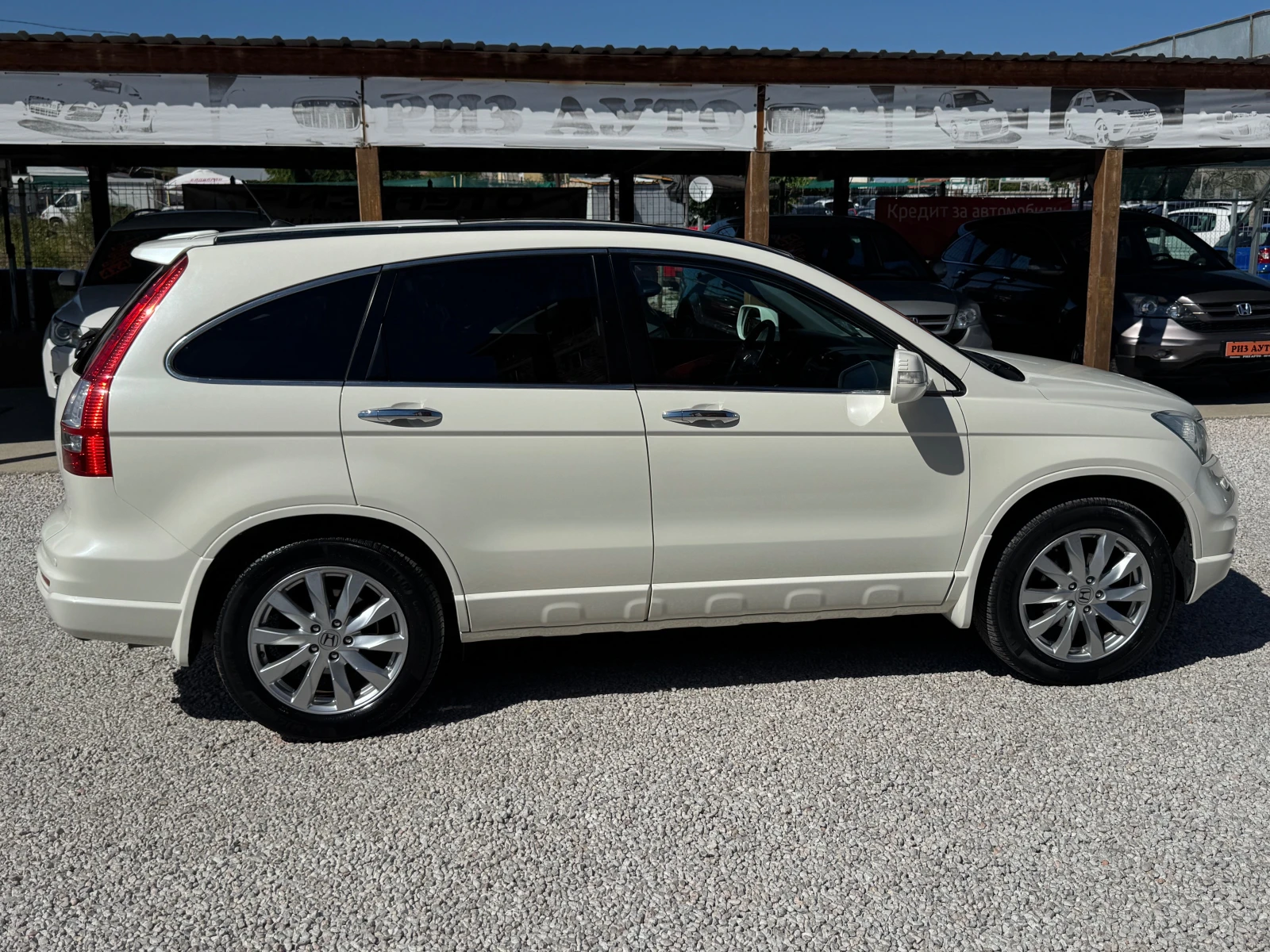 Honda Cr-v 2.2D* 100%km* FACE* PANORAMA* KAMERA* 6sk* LIZING* - изображение 4