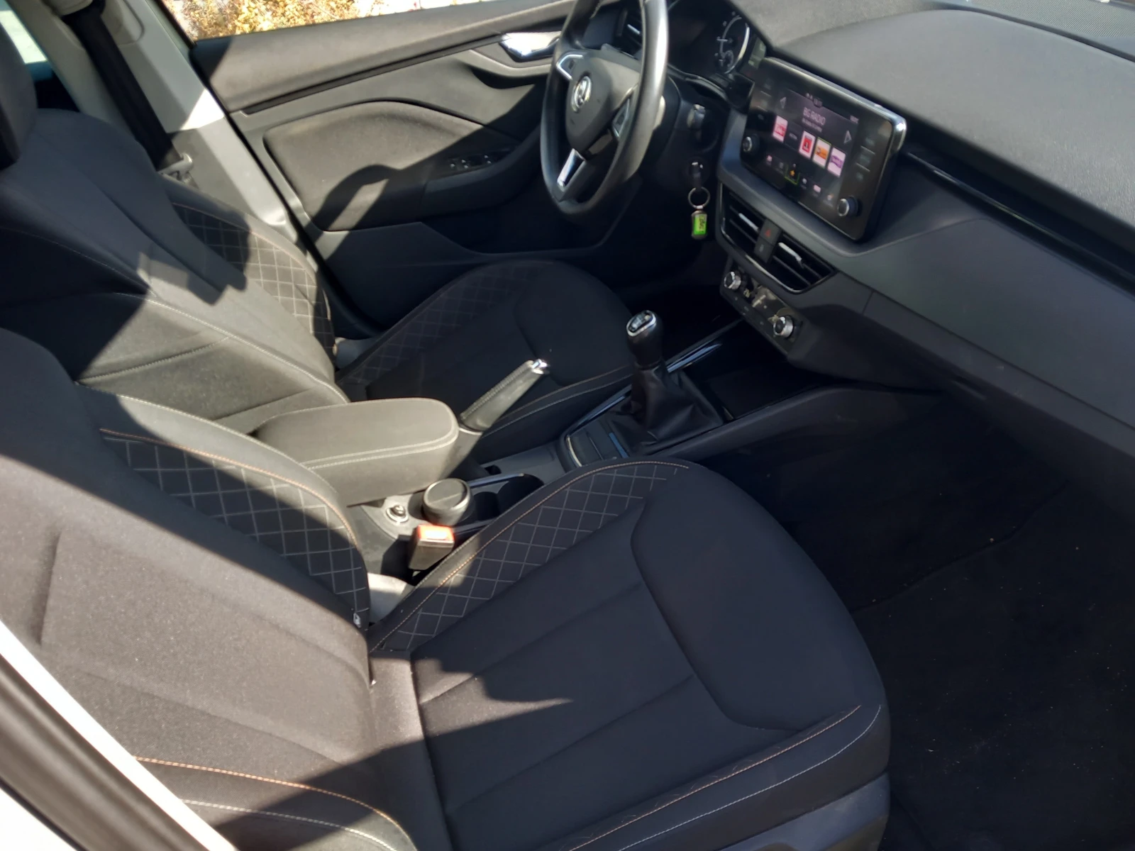 Skoda Kamiq 1.5 TSI 6M - изображение 8