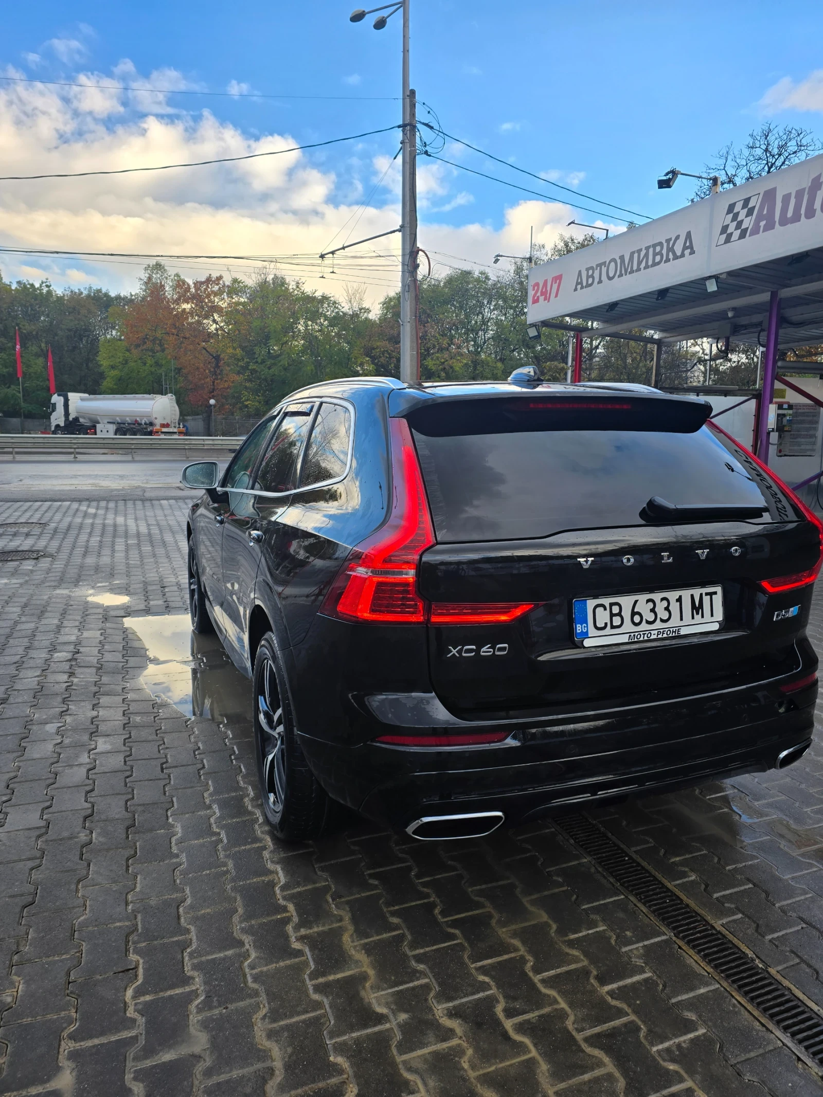 Volvo XC60 R-DESIGN - изображение 4
