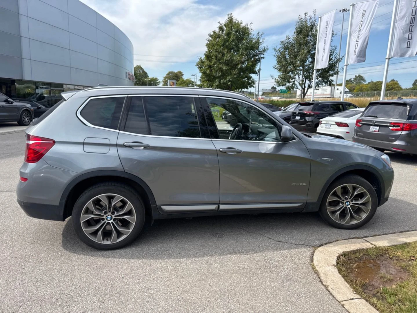 BMW X3 28I 2.0L xDrive - изображение 2