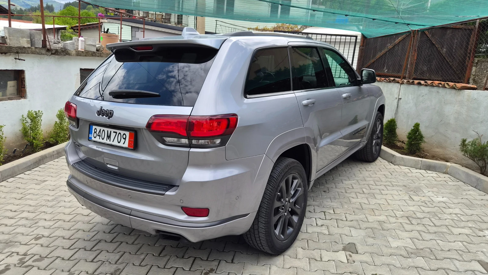 Jeep Grand cherokee HIGH ALTITUDE, снимка 6 - Автомобили и джипове - 54403554