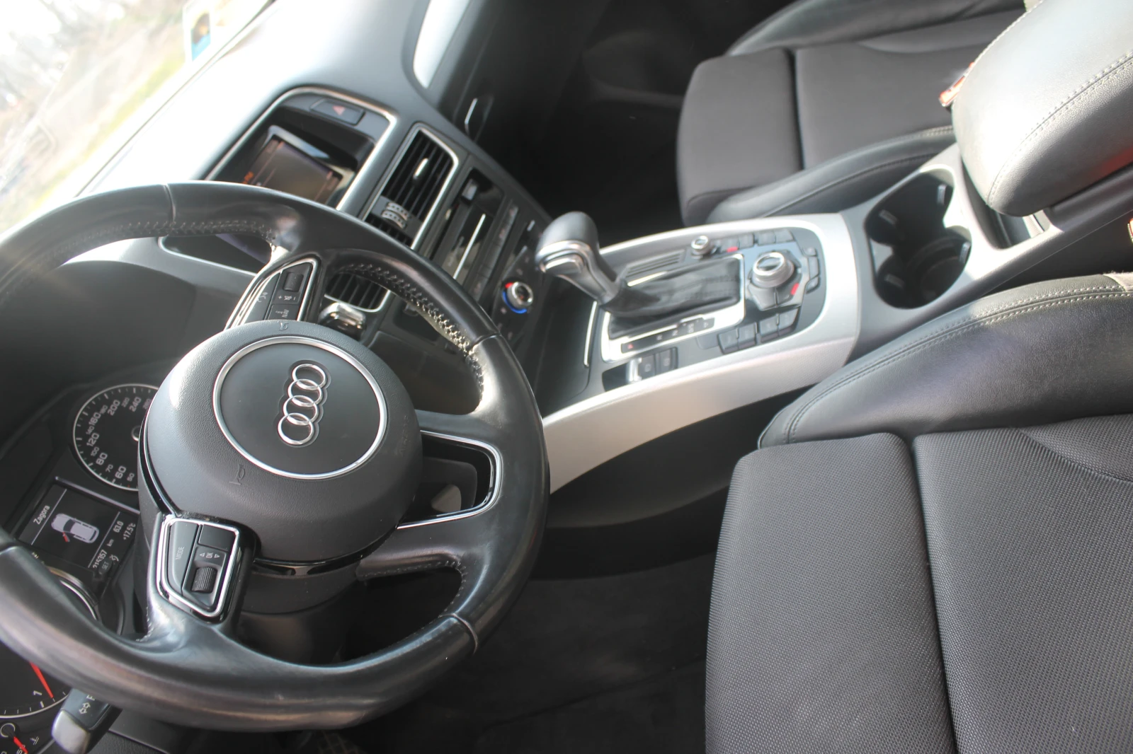 Audi Q5 215000км.Италия, НОВ ВНОС, евро 6В, снимка 13 - Автомобили и джипове - 54409976