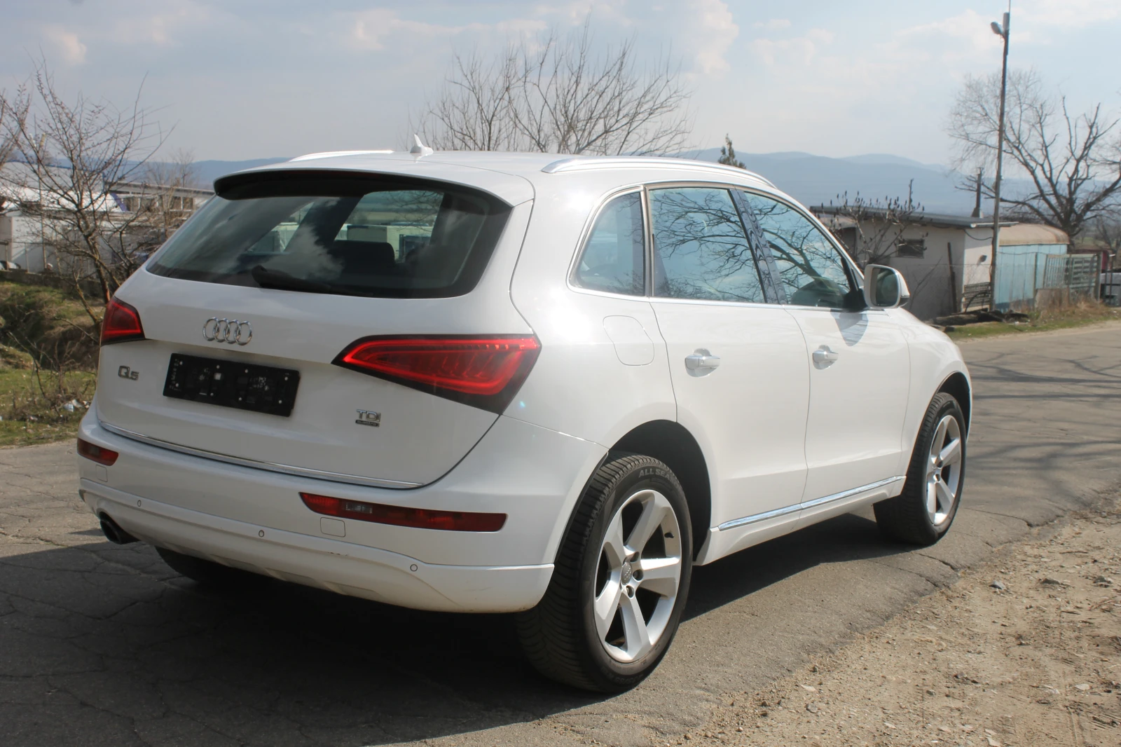 Audi Q5 215000км.Италия, НОВ ВНОС, евро 6В, снимка 7 - Автомобили и джипове - 54409976