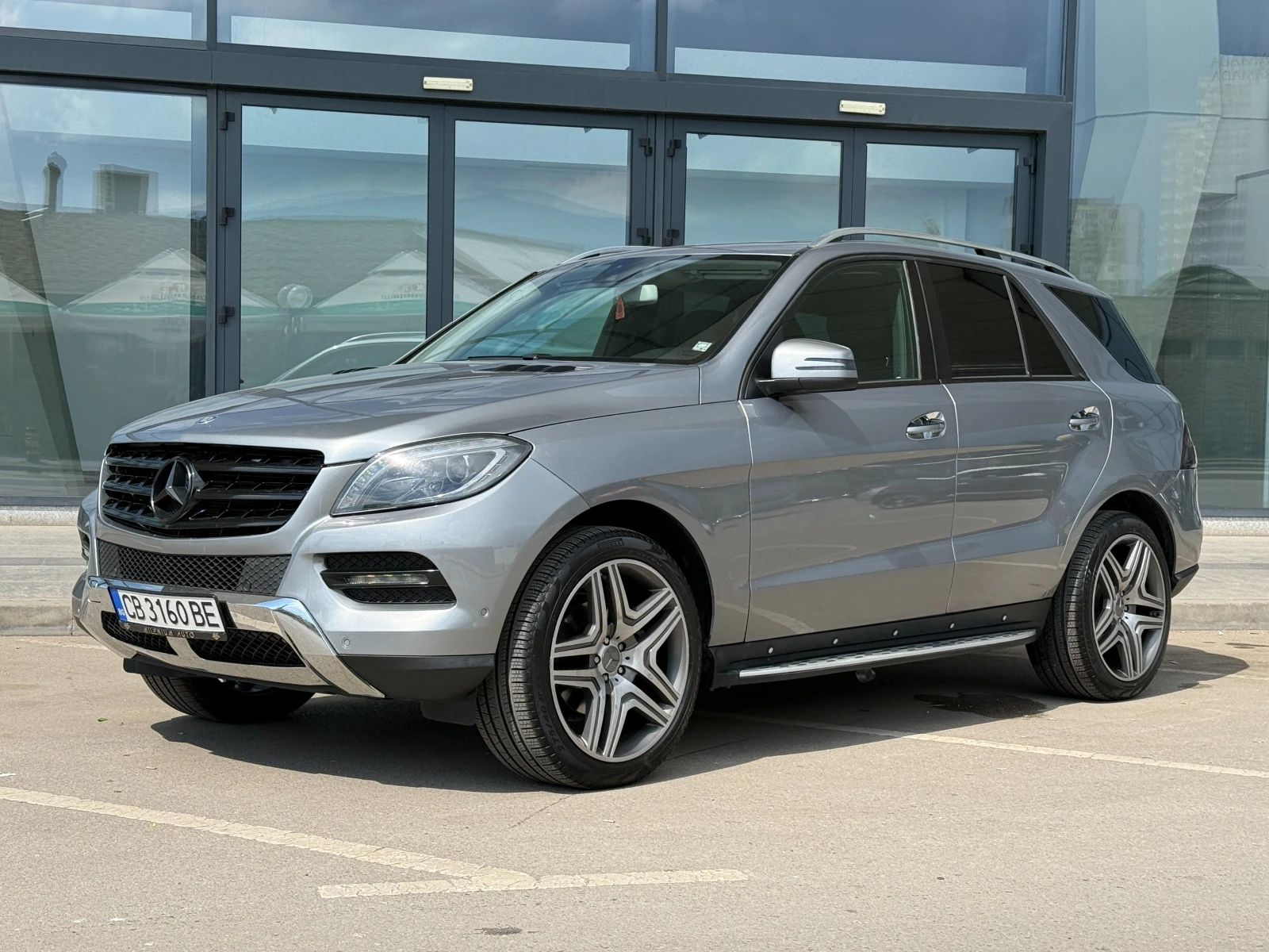 Mercedes-Benz ML 350 6 МЕСЕЦА ГАРАНЦИЯ/306к.с Подгрев/Панорама/Пружини