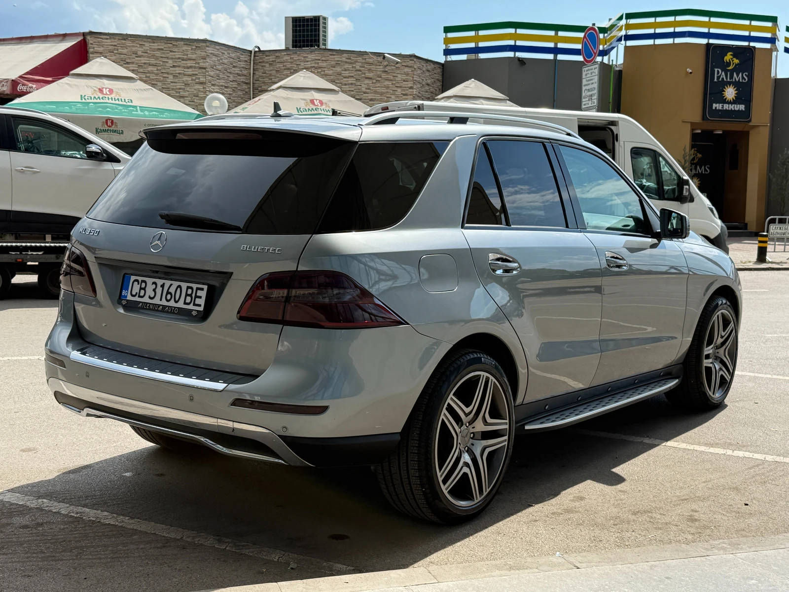 Mercedes-Benz ML 350 6 МЕСЕЦА ГАРАНЦИЯ/306к.с Подгрев/Панорама/Пружини, снимка 5 - Автомобили и джипове - 54720897
