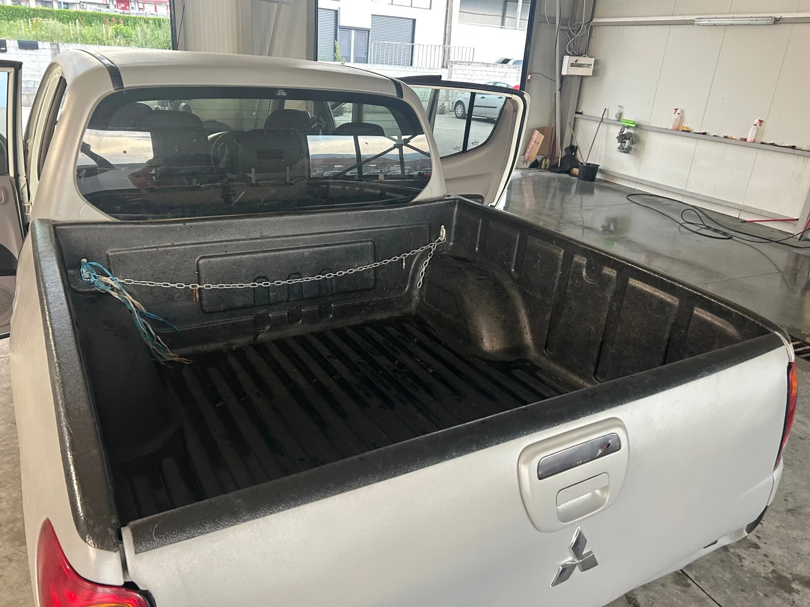 Mitsubishi L200 2.5 DI-D, снимка 11 - Автомобили и джипове - 54875036