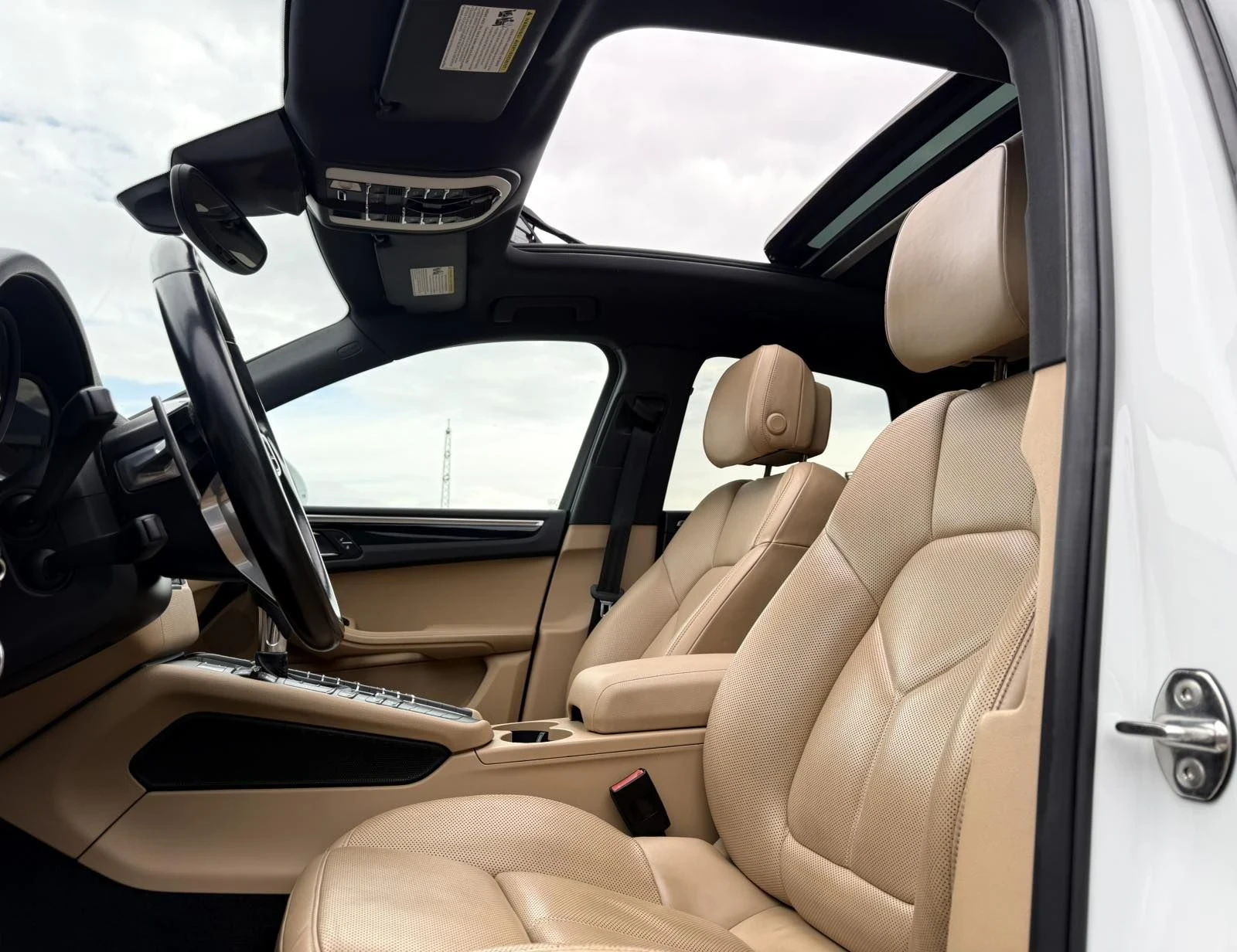 Porsche Macan, снимка 8 - Автомобили и джипове - 56268257