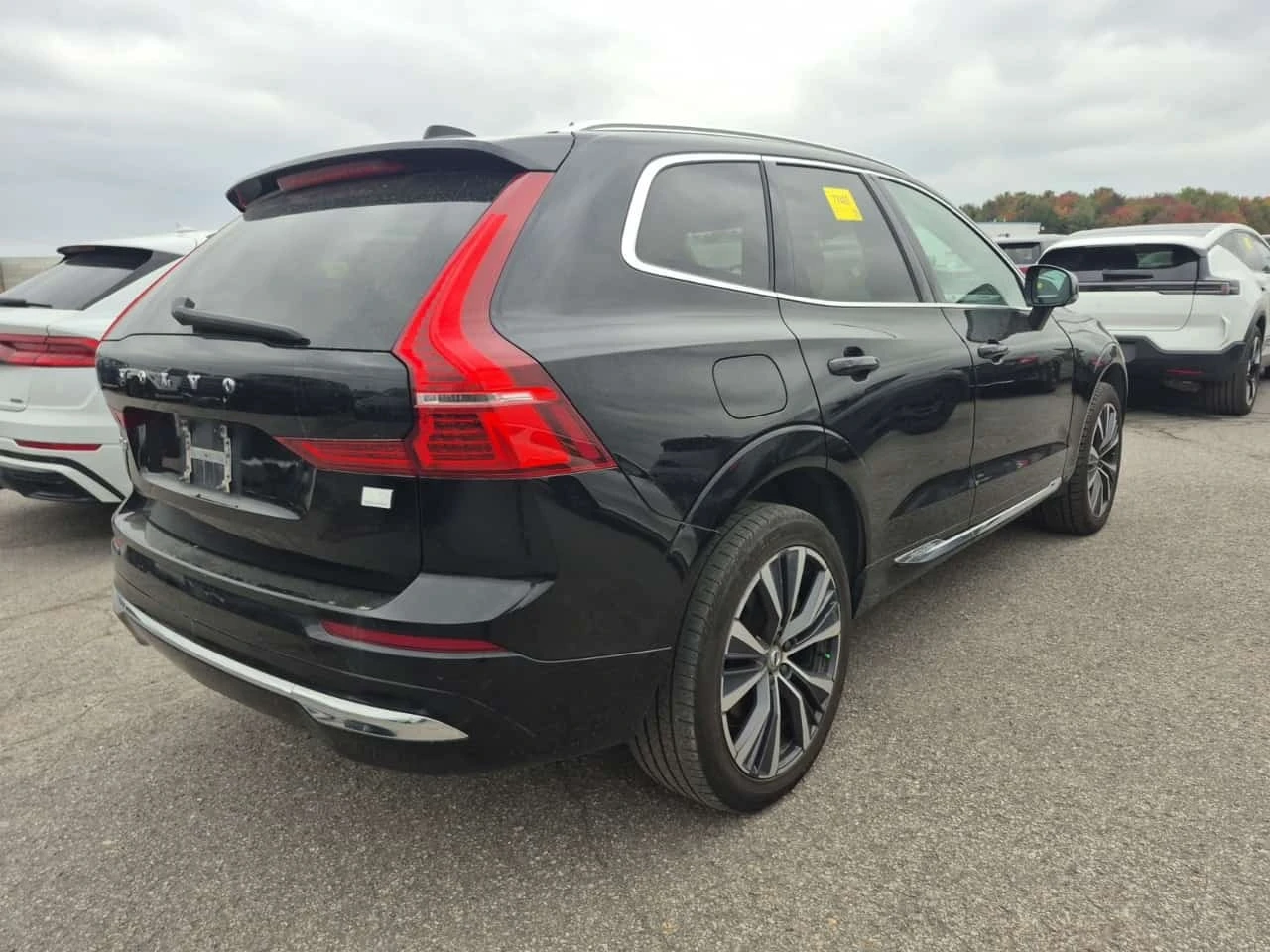 Volvo XC60 INSCRIPTION EXPRESSION / Bowers & Wilkins  , снимка 3 - Автомобили и джипове - 56323658