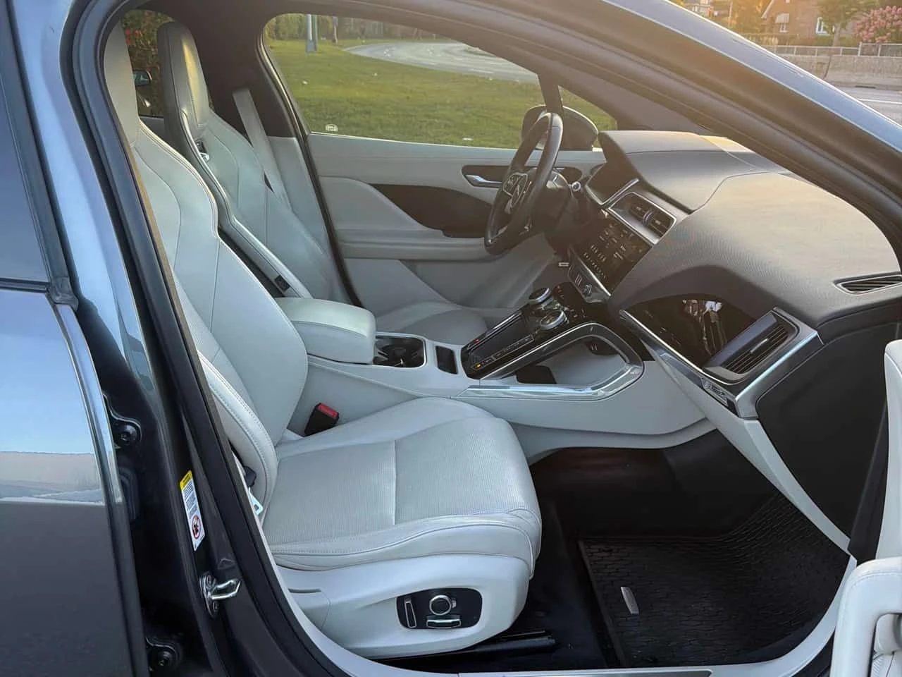 Jaguar I-Pace * HSE * CARFAX * ���� �� �� | Mobile.bg � ����������� 13