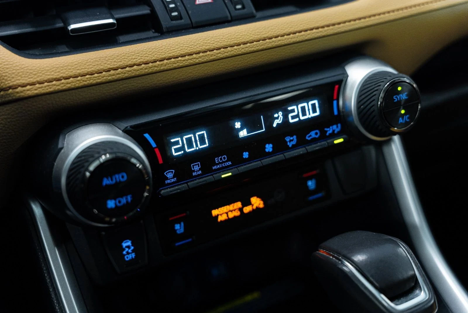 Toyota Rav4, снимка 12 - Автомобили и джипове - 56706447