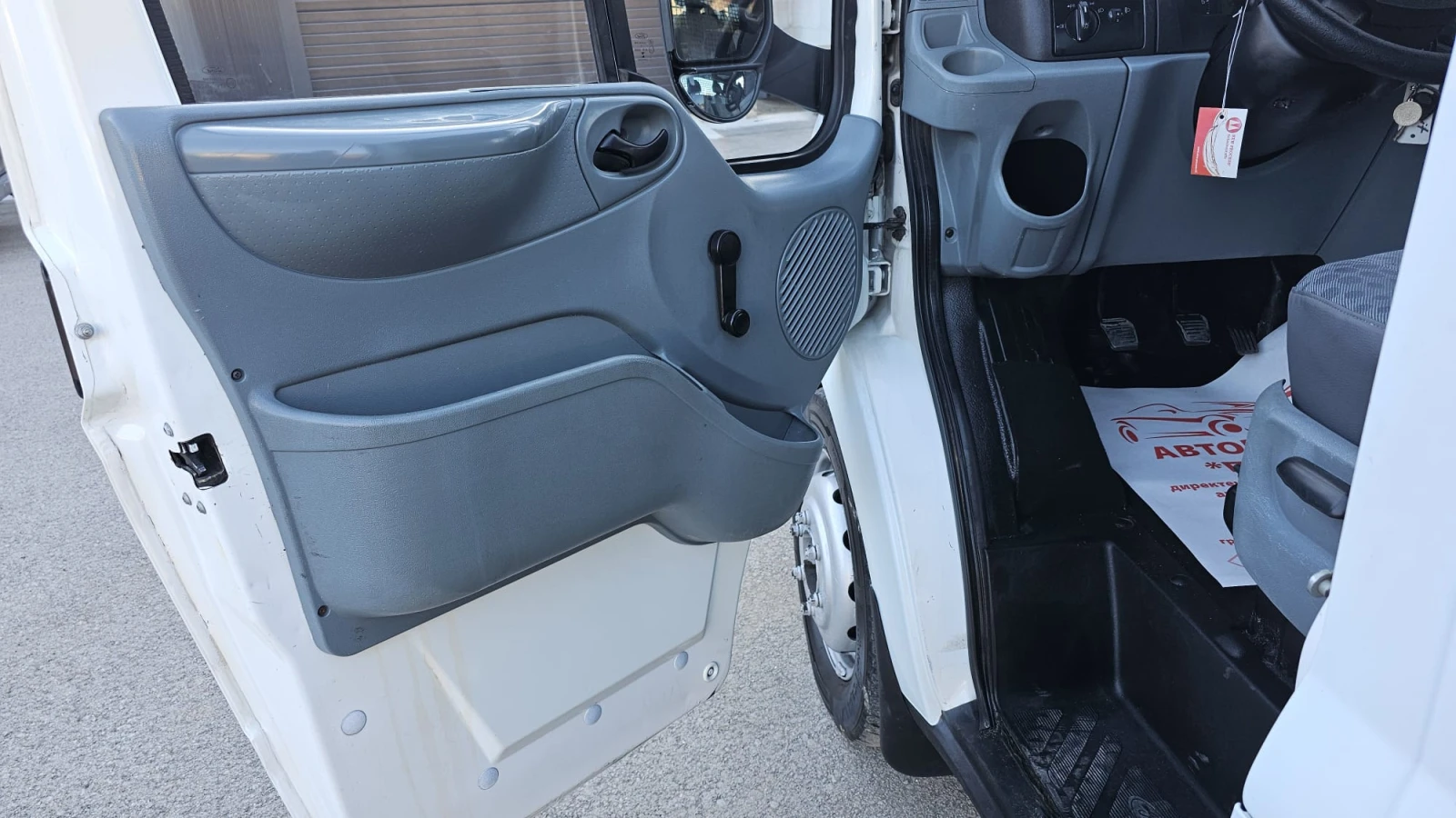 Ford Transit 2.4TDCi 6SP CH-ПЪЛНА ИСТОРИЯ-ТОП СЪСТ.-ЛИЗИНГ, снимка 7 - Бусове и автобуси - 53813824